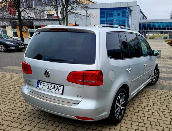 Volkswagen Touran cena 32900 przebieg: 261000, rok produkcji 2013 z Mrocza małe 67